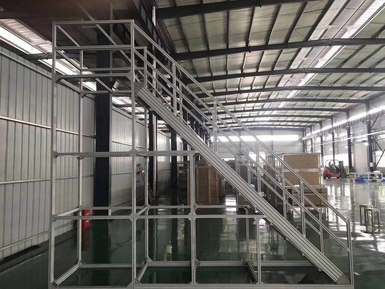 倉儲物流設備為何偏愛鋁型材框架？