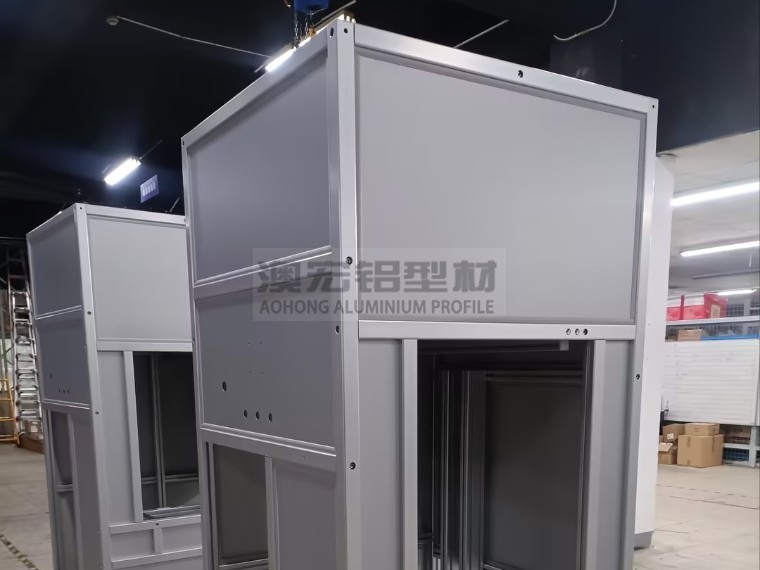 澳宏工業鋁型材設備機柜：某高校實驗室的“精準適配神器”