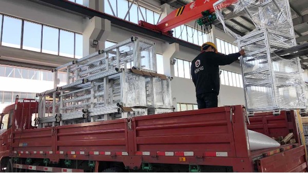 定制鋁型材完美發貨，精準滿足您的每一個需求！